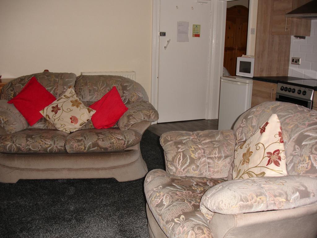 Beachmount Holiday Apartments Rhos-on-Sea Exterior photo
